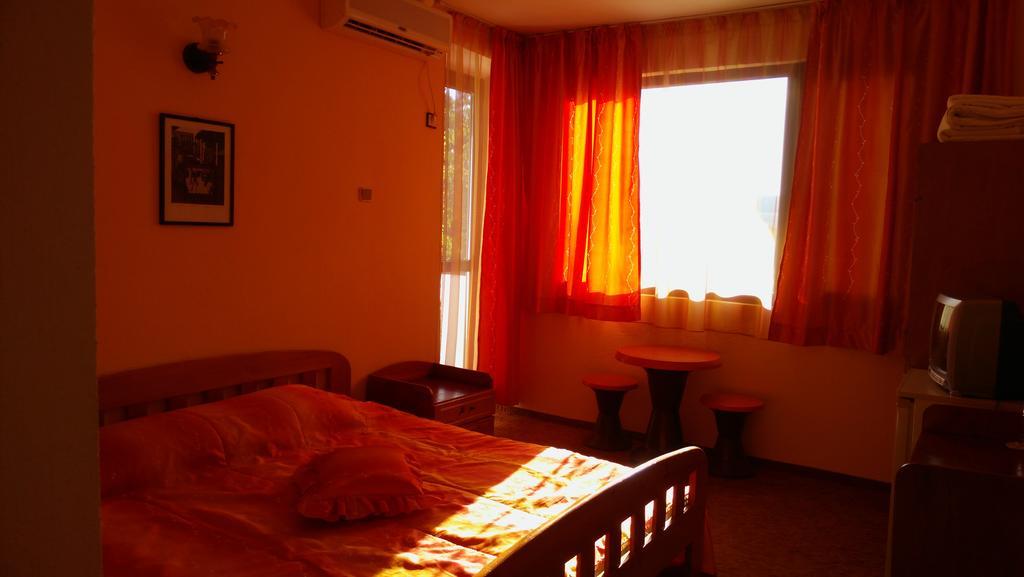 Stefan Family Hotel Kranevo Szoba fotó