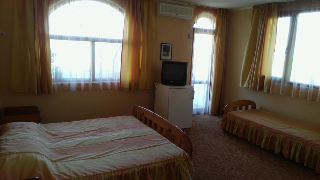 Stefan Family Hotel Kranevo Szoba fotó